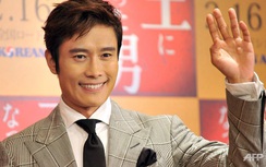 Kể chuyện "khiêu dâm" với gái lạ, sao Hàn bị tống tiền