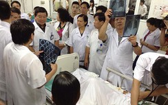 Vì sao nạn nhân vụ tai nạn tại Lào Cai không được miễn viện phí?