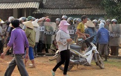 Gây rối trật tự công cộng, 5 bị cáo lĩnh 117 tháng tù