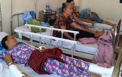 Chồng đánh vợ gãy 2 chân, 2 tay sau khi dọa tạt nước sôi
