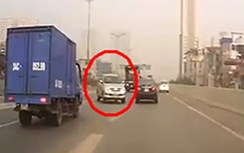 Tài xế đi ngược chiều đường trên cao bị phạt 7,5 triệu đồng