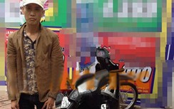 Đi xe gian mang tuýp sắt