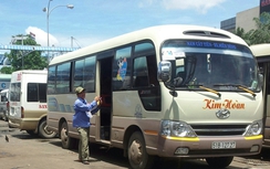 Hàng rong "chui" khó còn đất sống tại Bến xe Miền Đông