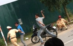 Không đội MBH, đấm CSGT chảy máu