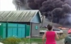 Lần đầu công bố đoạn video hiện trường máy bay MH17 rơi