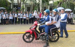 Tìm giải pháp giúp người dân đi xe máy an toàn