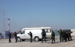 Lực lượng tinh nhuệ chống khủng bố, đảm bảo an ninh cảng biển