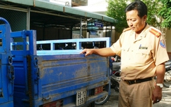 Phát hiện 21 xe ba gác máy sử dụng giấy tờ giả