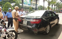 Hiệp hội taxi TPHCM kiến nghị ngừng hoạt động Uber