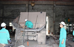 Thấy xe đặc chủng, doanh nghiệp về tự "gọt" thùng xe