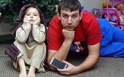 Tranh cãi về việc phụ huynh không được đăng ảnh con trên facebook