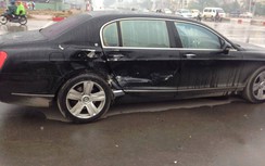 Vượt đèn đỏ, Bentley bị tông thẳng vào thân xe