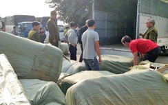 Phát hiện "tổng kho" hàng lậu ngay giữa Thủ đô