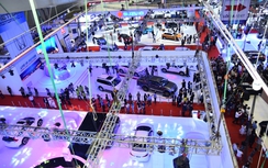 Khai màn triển lãm ô tô Việt Nam 2015