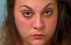 Cảnh sát choáng với cặp đôi lái xe khỏa thân