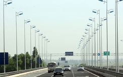 Ô tô chạy quá tốc độ trong chốc lát có bị xử phạt?