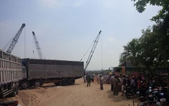 Lùi xe bất cẩn, một phụ nữ bán hàng rong tử nạn