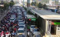 “Lấn len” - bệnh khó chữa của lái xe