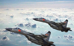 Chiến đấu cơ Trung Quốc rầm rộ "diễu võ" tại Thái Bình Dương