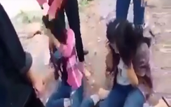 Nhóm nữ sinh Nghệ An đánh bạn: Đòn ghen