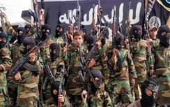 Hành trình kinh hoàng của cậu bé 7 tuổi trốn khỏi trại tù IS