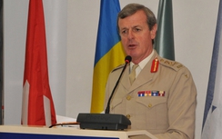 Nga sẽ tiến hành chiến tranh hạt nhân với NATO?