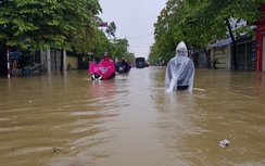 Mưa lũ lịch sử làm 8 người chết và mất tích tại Huế