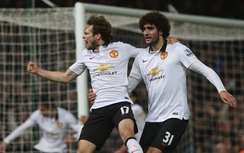 Chơi bế tắc, M.U 'thoát chết' ở phút bù giờ