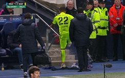 Bằng chứng cho thấy tương lai của Alves tại Nou Camp đã chấm hết