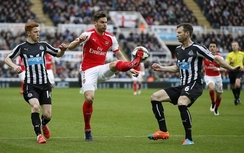 Man City thắng dễ, Arsenal ‘tơi tả’