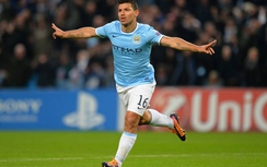 Sao Man City tâng bốc "bom xịt" M.U