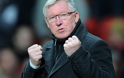 Phản ứng khó hiểu của Sir Alex trước việc M.U “kết hôn” Mourinho