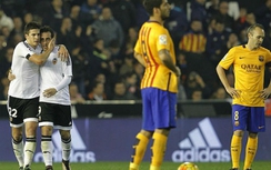 Người cũ M.U chặn đứng Barca, làm nóng cuộc đua La Liga