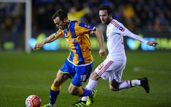 M.U thắng đội nhược tiểu, van Gaal tạm "thoát nạn"