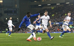 “Kẻ bị ruồng bỏ” đá bay Chelsea khỏi FA Cup