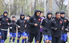 ĐTVN co ro trong giá rét ở Iran