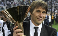 Chelsea bổ nhiệm HLV Conte, Hiddink vẫn tại vị