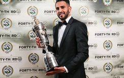 Giành danh hiệu xuất sắc nhất mùa giải, sao Leicester đi vào lịch sử