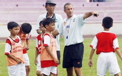 "Đàn em" Công Phượng, Tuấn Anh thua tan tác trước ngày dự "World Cup"