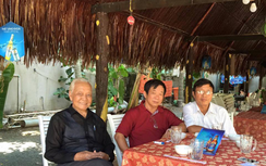 Từ ngôi sao bóng rổ thành thủ môn tài hoa Bỉnh Koóng