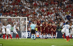 Pha sút phạt đẳng cấp mở tỉ số trận Anh - Nga