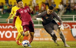 Vòng 16 V-League: Hải Phòng hút chết, SLNA ngậm đắng trên sân nhà
