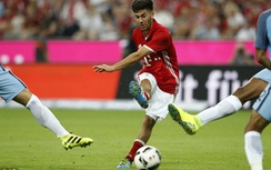 Cầu thủ vô danh khiến Pep ôm hận ngày ra mắt Man City