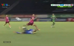 Vào bóng triệt hạ, thủ môn Cần Thơ khẳng định không có ác ý