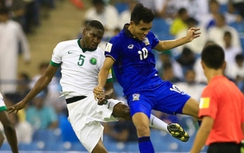 Thái Lan suýt có điểm trước đội bóng 4 lần dự World Cup