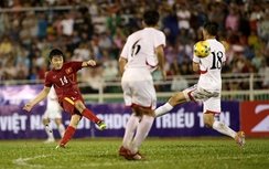 Báo Hàn Quốc “phát sốt” với màn trình diễn của Xuân Trường