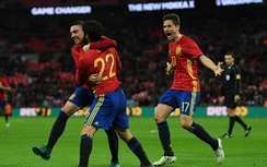 Anh - Tây Ban Nha: Phút bù giờ nghiệt ngã