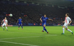 Sao Nhật Bản lập siêu phẩm, Leicester đi vào lịch sử Champions League
