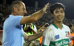 HLV Graechen truyền bí quyết gì cho Công Phượng trước trận quyết chiến?