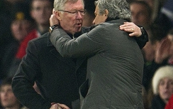 Tin nóng bóng đá sáng 11/1: Mourinho sắp vượt mặt Sir Alex